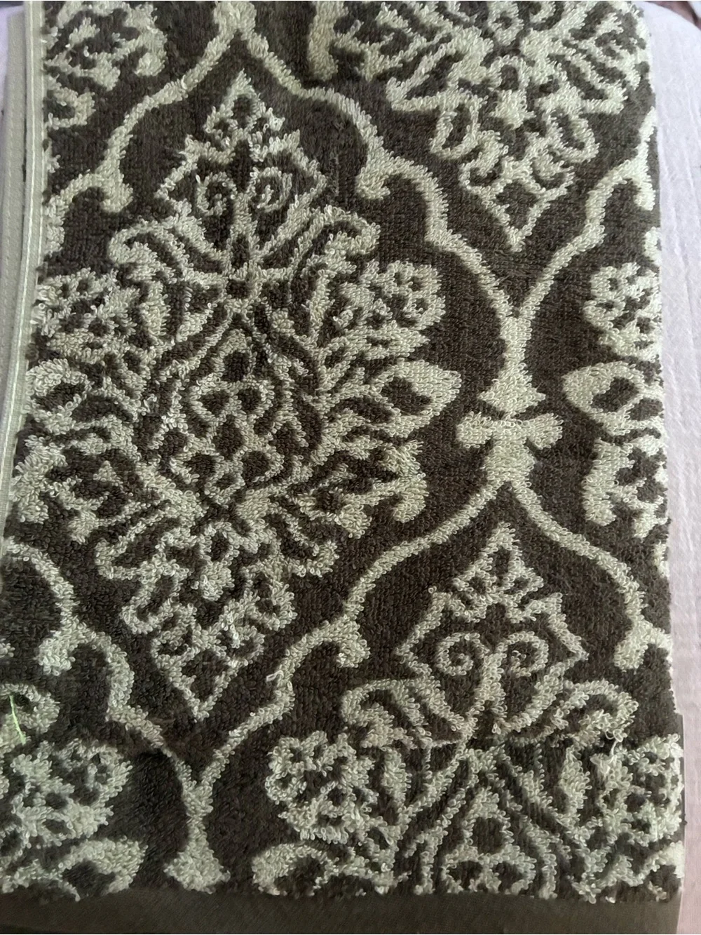 100% Cotton Dark Olive/Sage Green Retro Look Medallion Towel Set  NEW NWT $61